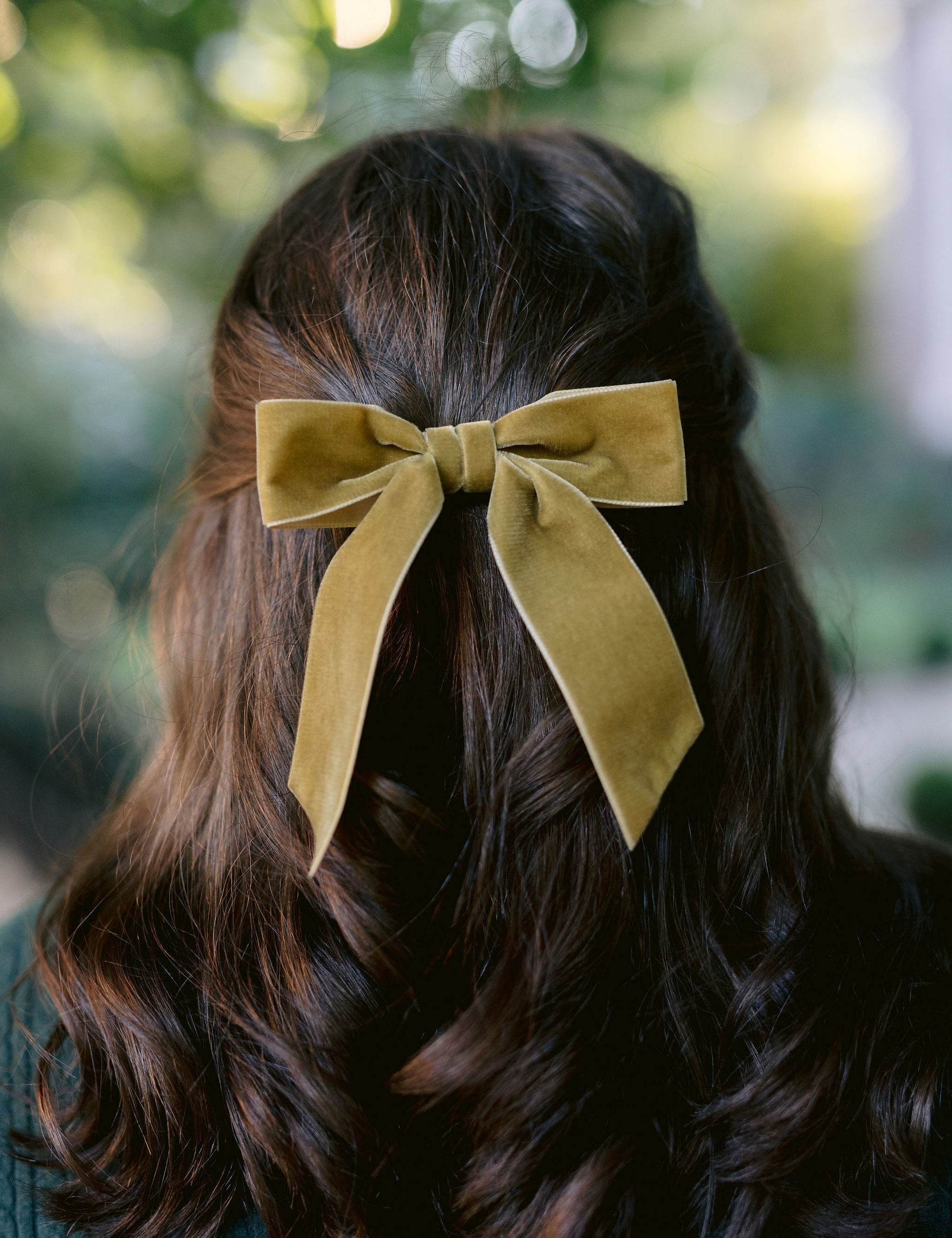 Delora Velvet Bow