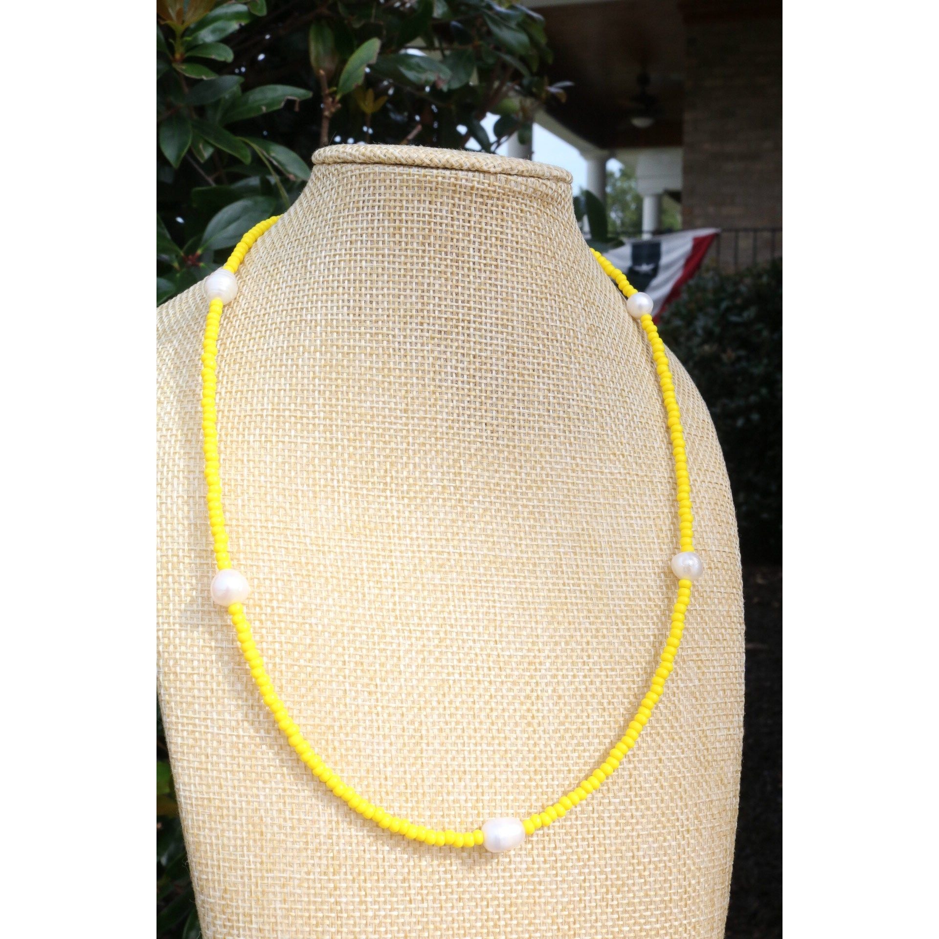 Kick Off Pearl Choker Necklace