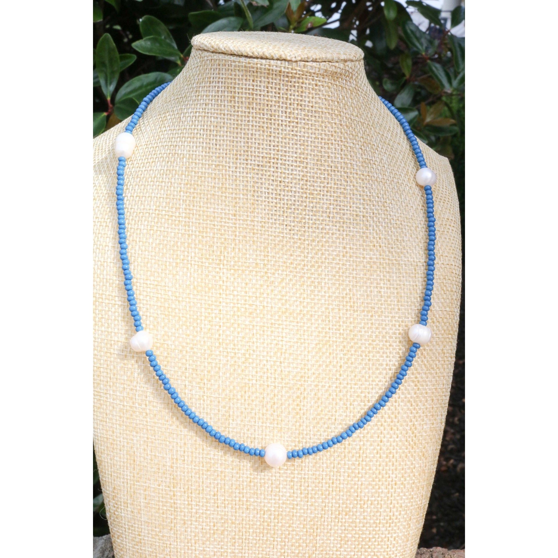 Kick Off Pearl Choker Necklace