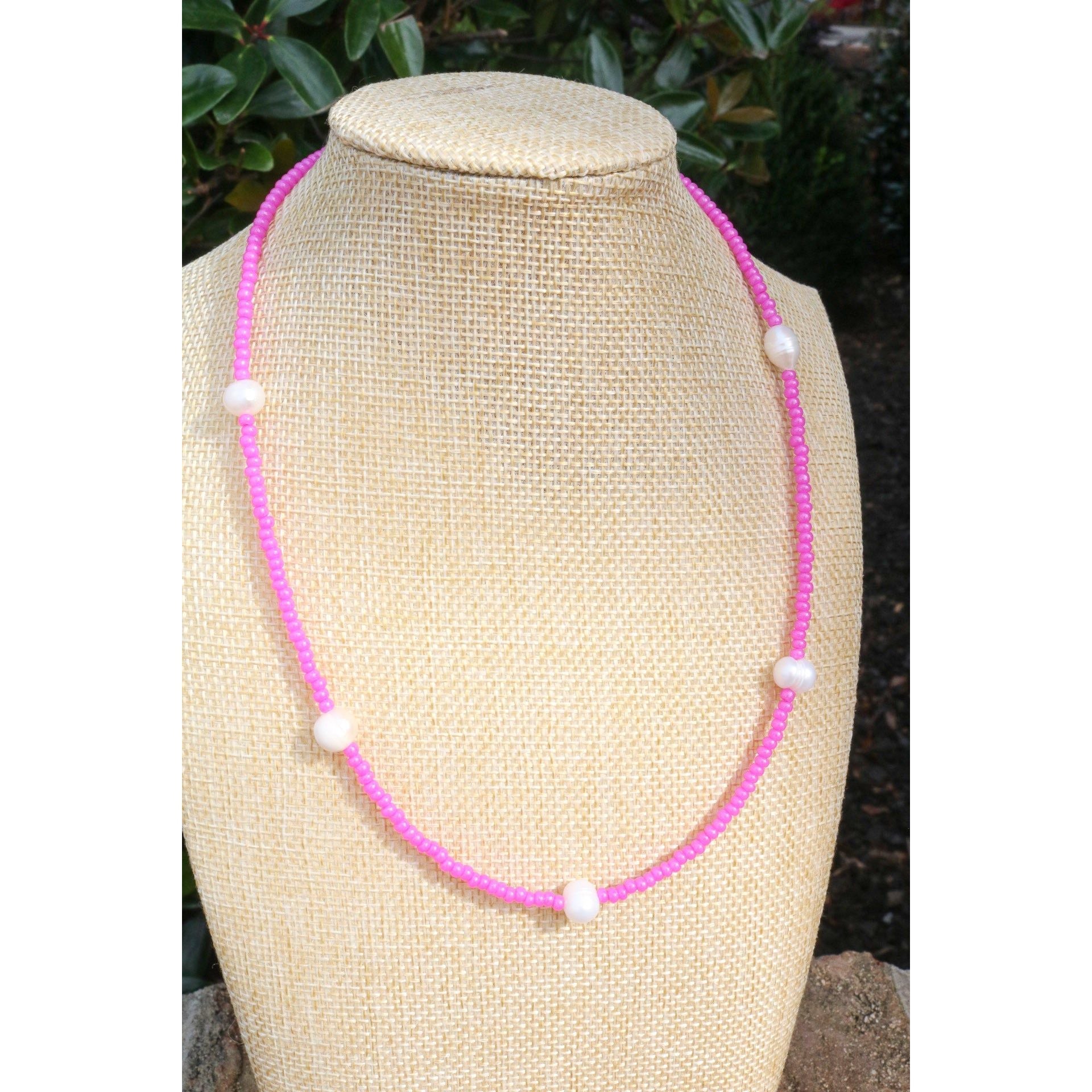 Kick Off Pearl Choker Necklace