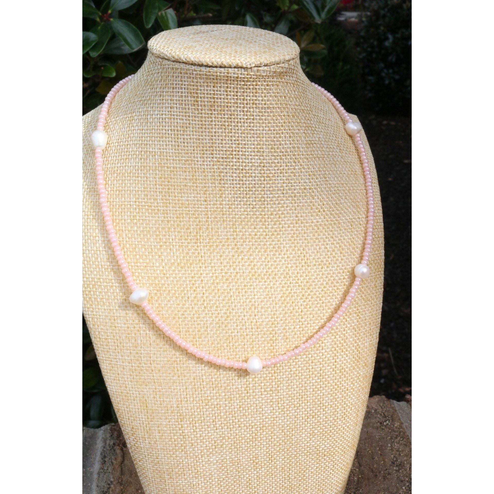 Kick Off Pearl Choker Necklace