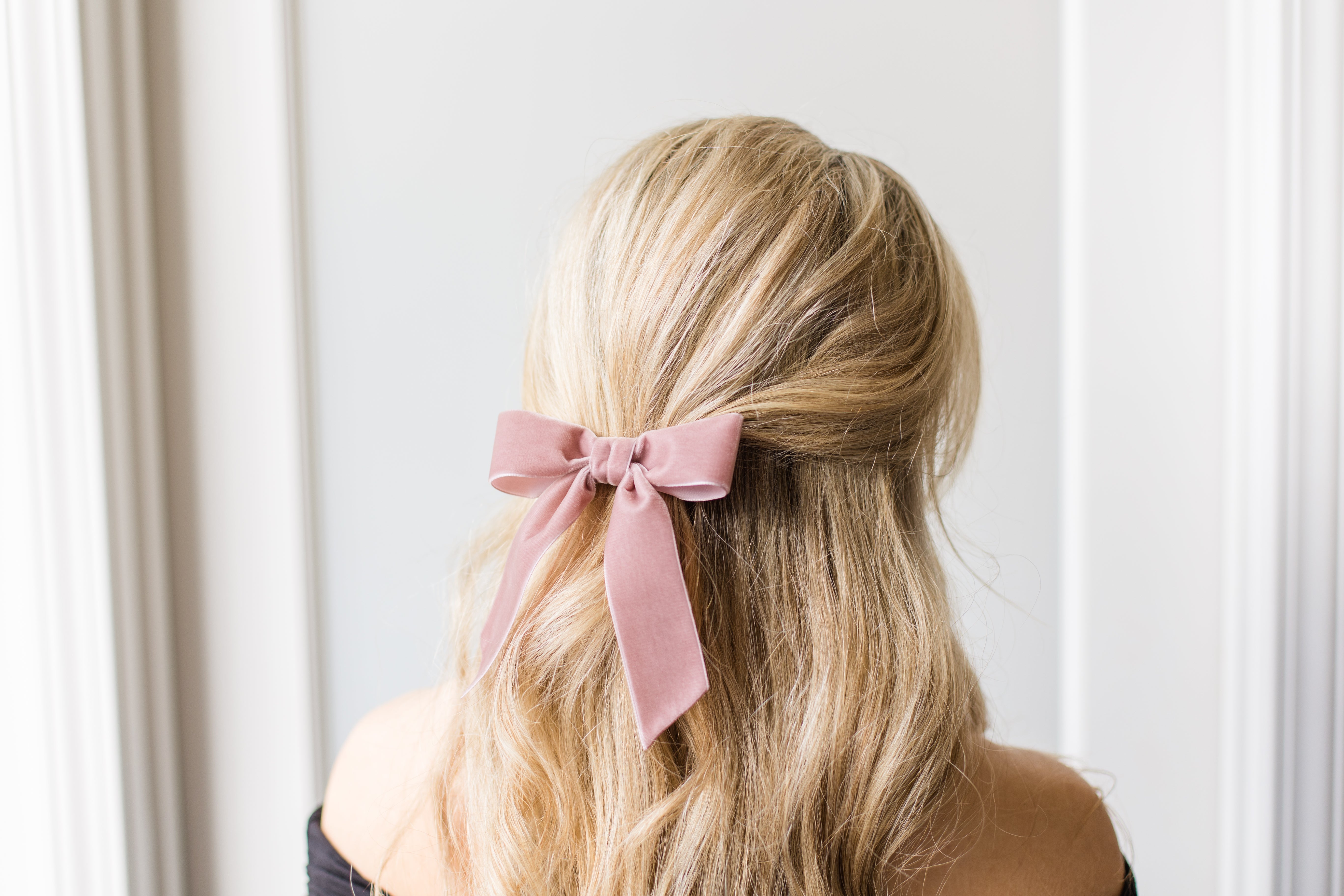 Delora Velvet Bow